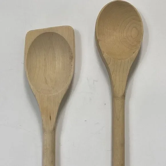 Two Spoons Wooed - Picture 2 of 4